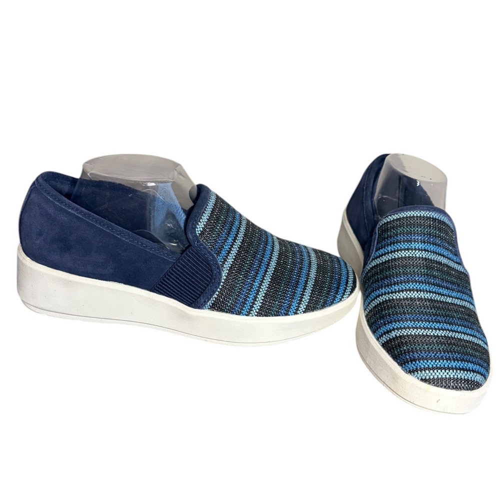 Clarks Navy Blue Striped‎ Slip On Sneakers Suede Platform Women's Size 7.5 W